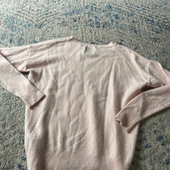 Abercrombie & fitch baby pink cashmere sweater XS - Picture 3 of 6
